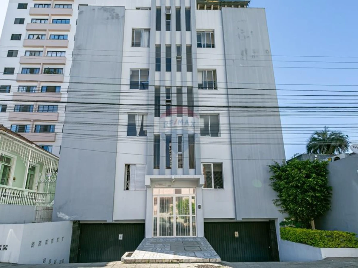 Apartamento 3 Quartos à Venda — Centro, Florianópolis