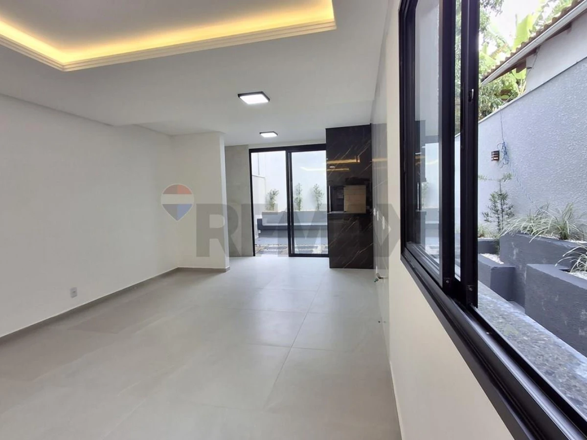 Casa Duplex Nova com 3 Dormitórios à Venda em Ingleses, Florianópolis