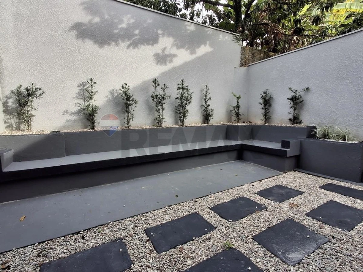 Casa Duplex Nova com 3 Dormitórios à Venda em Ingleses, Florianópolis