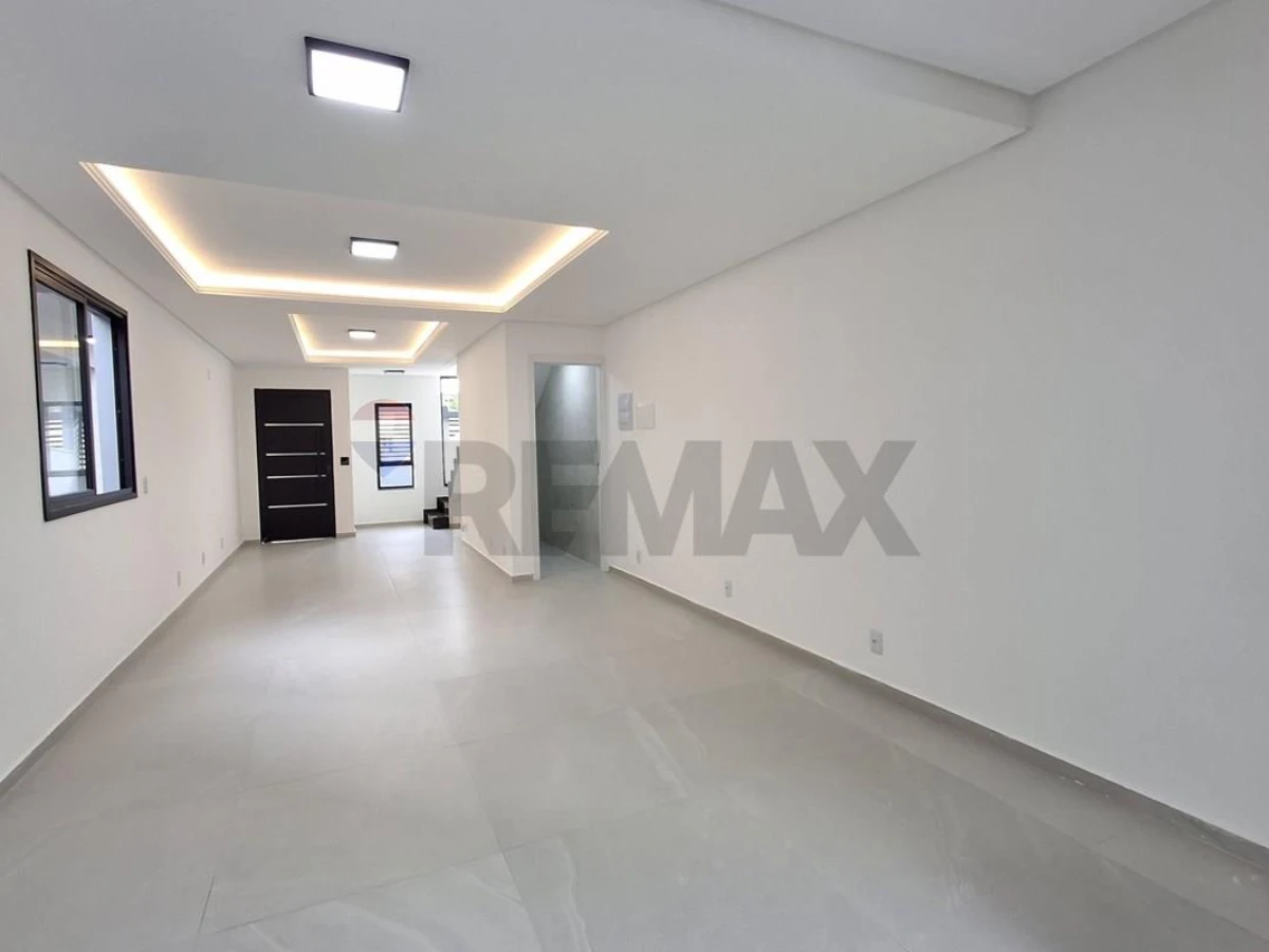 Casa Duplex Nova com 3 Dormitórios à Venda em Ingleses, Florianópolis
