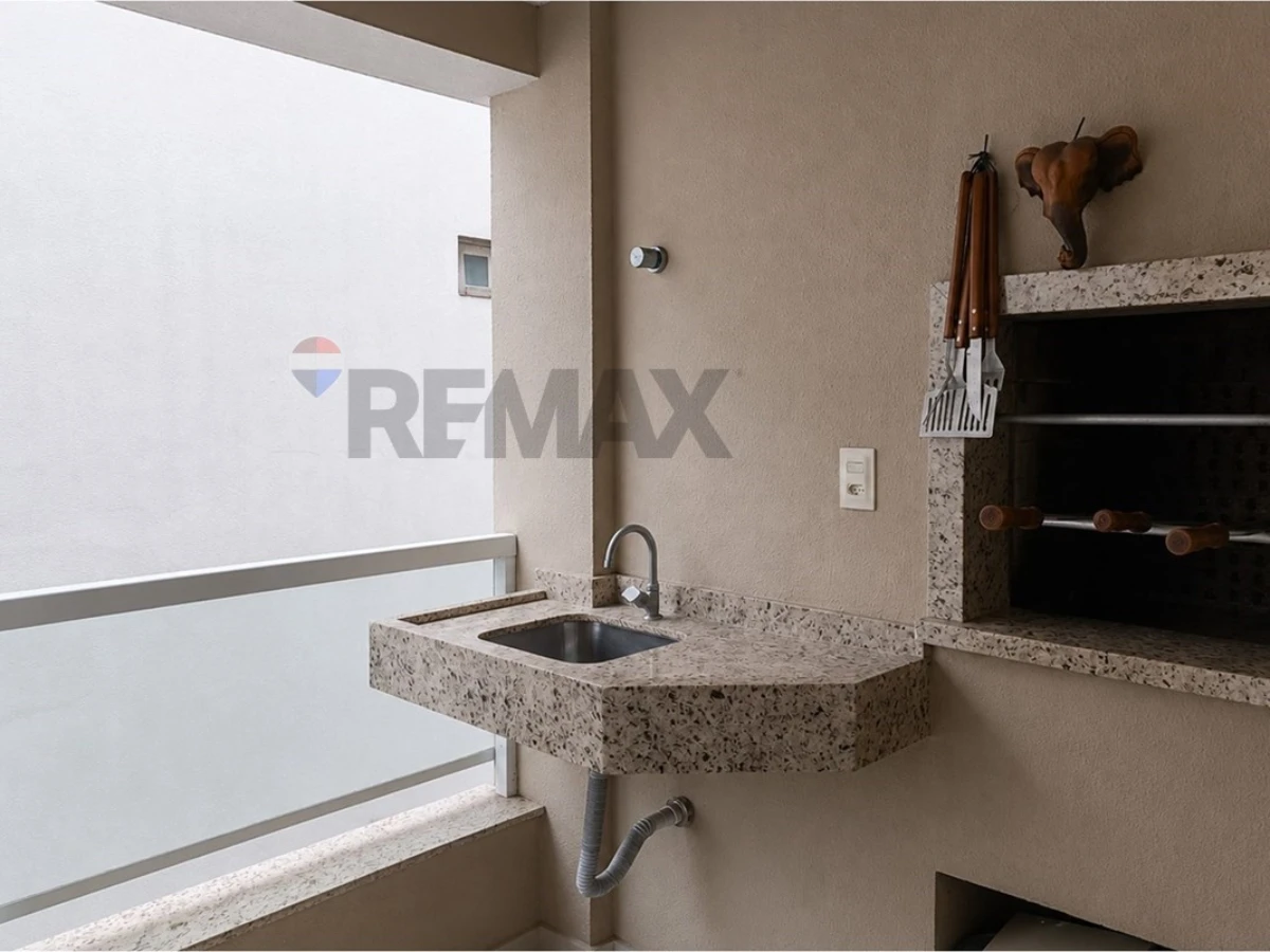 Apartamento 2 Dormitórios à Venda nos Ingleses, Florianópolis — 80 m²
