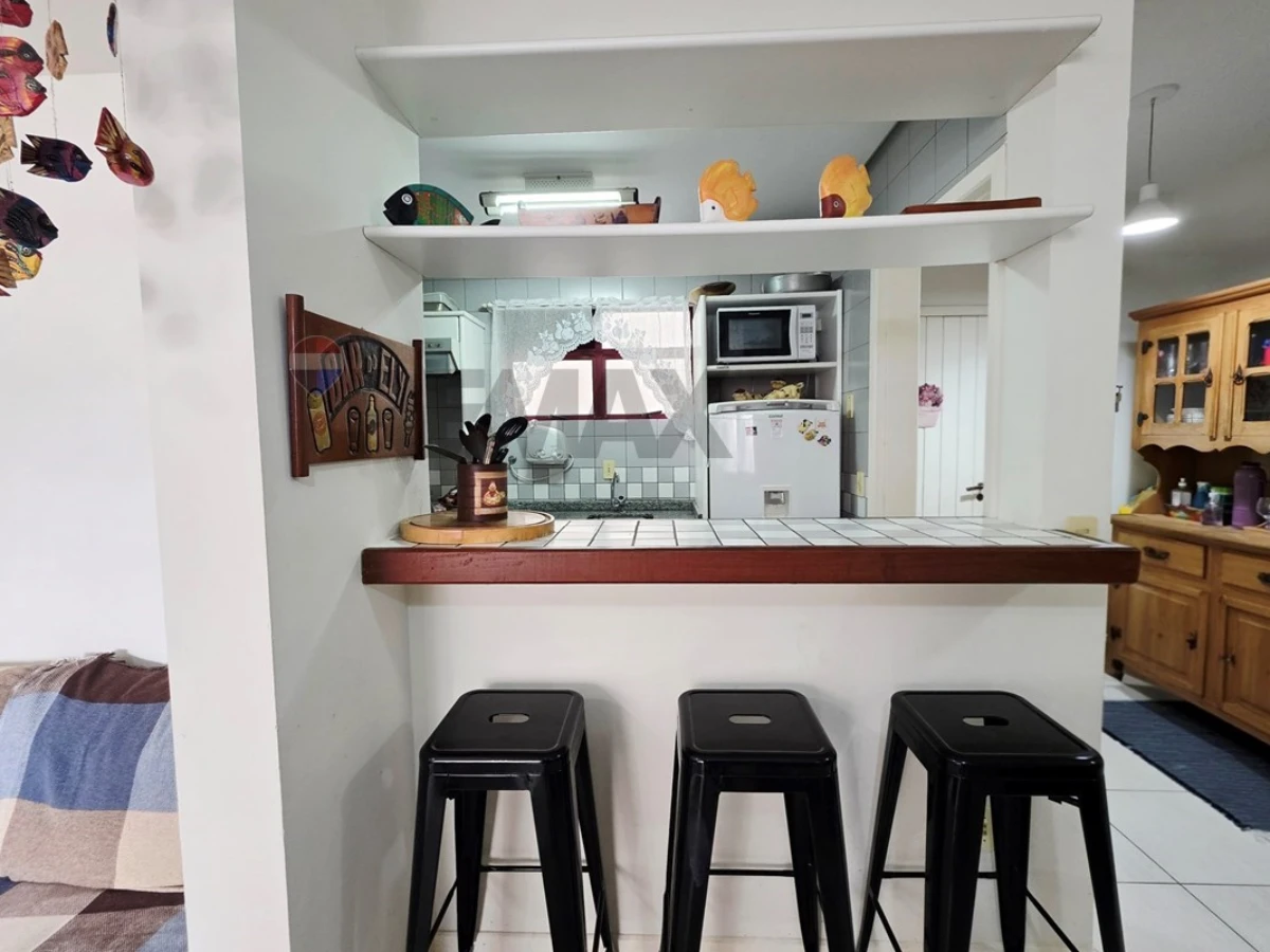 Apartamento 2 Dormitórios à Venda — Canasvieiras, Florianópolis