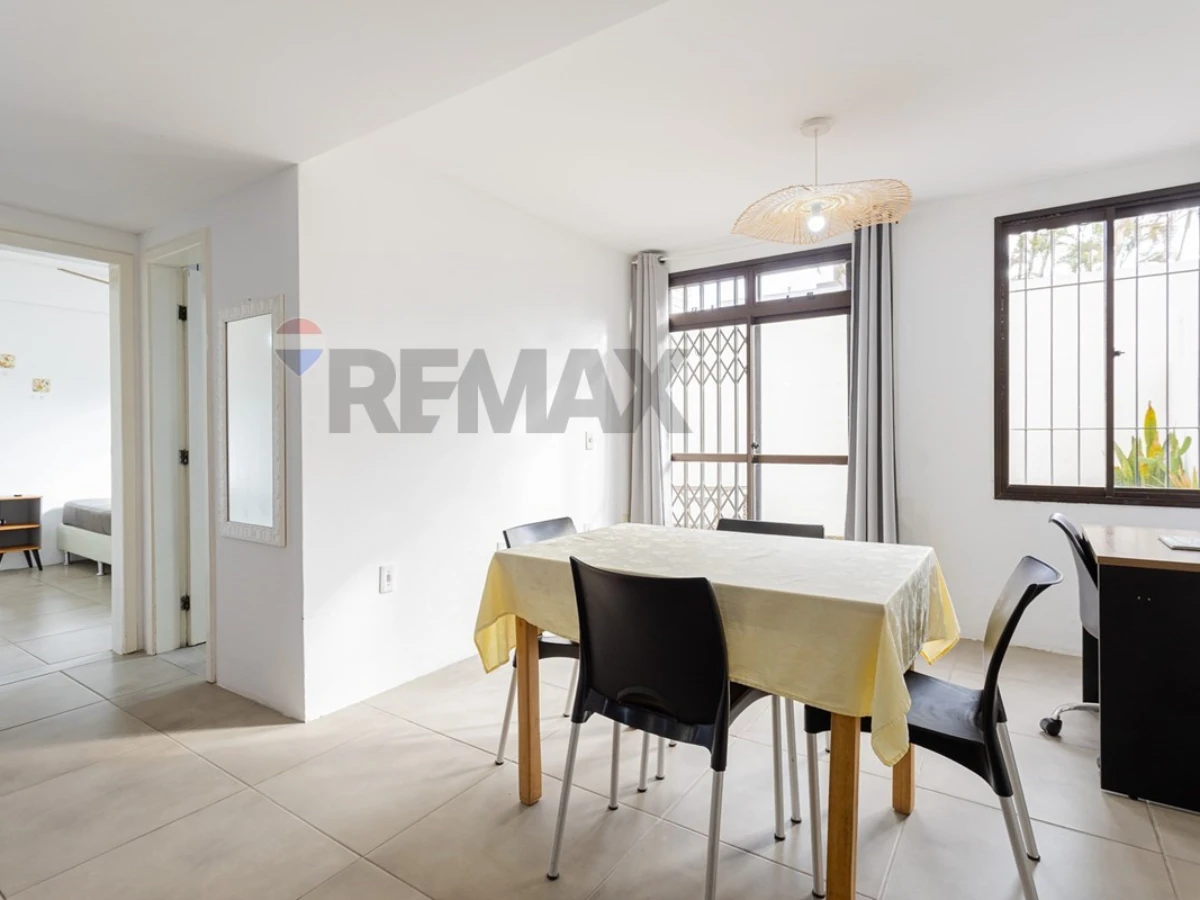 Apartamento 1 Quarto à Venda em Canasvieiras, Florianópolis