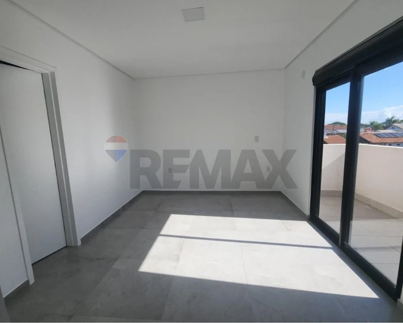 Apartamento 2 Dormitórios à Venda no Campeche, Florianópolis — 85 m²