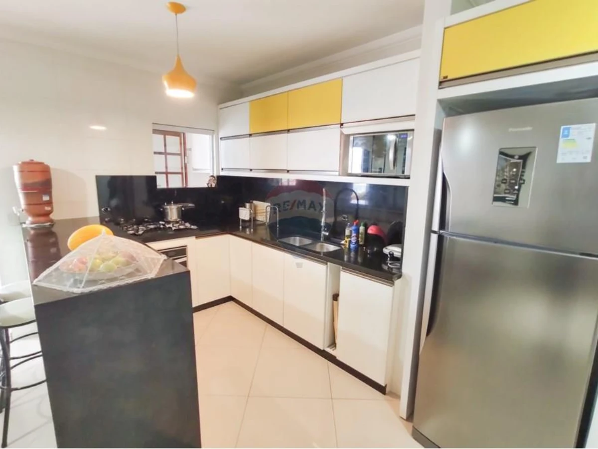 Cobertura Mobiliada à Venda — 3 Quartos, Ingleses, Florianópolis