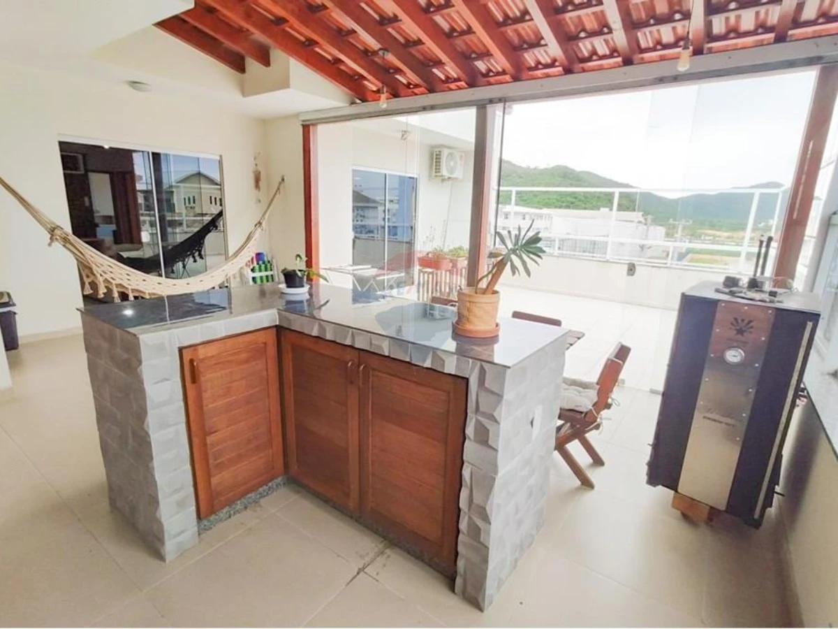 Cobertura Mobiliada à Venda — 3 Quartos, Ingleses, Florianópolis