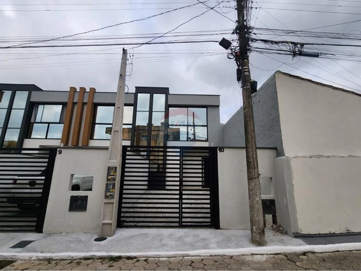 Sobrado geminado com 2 suítes à venda em Ingleses, Florianópolis