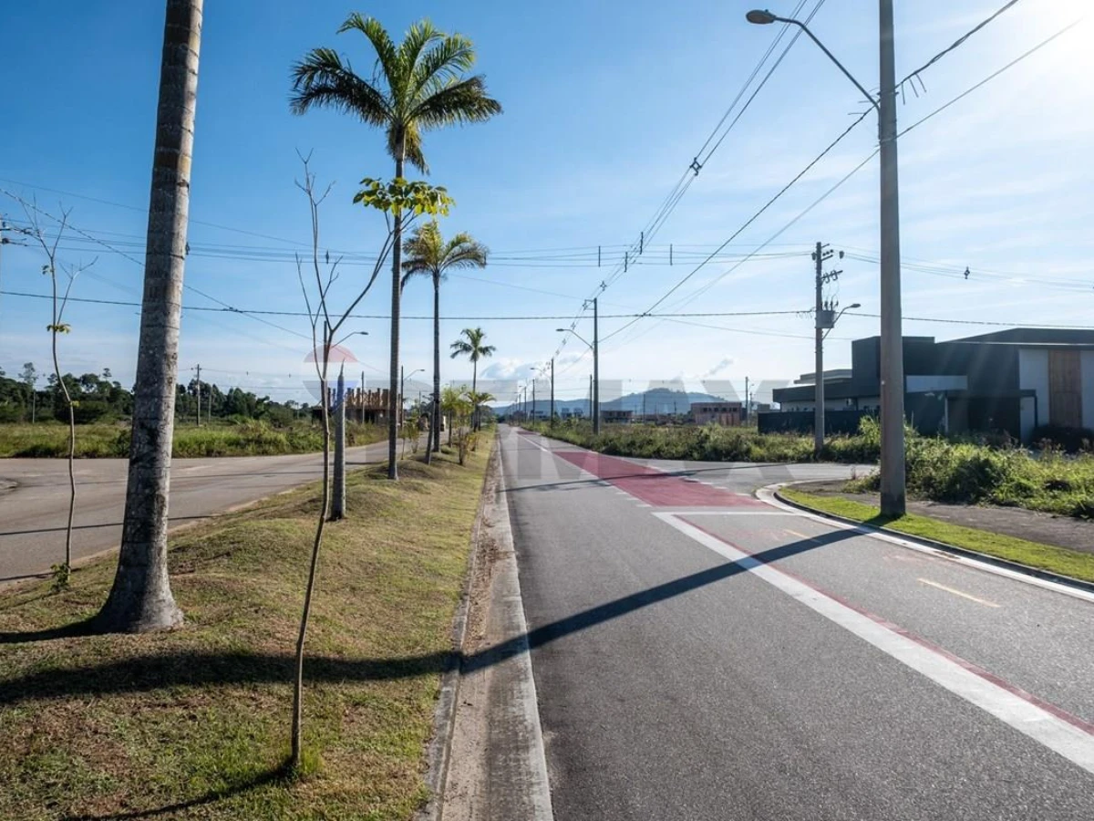 Terreno 450 m² à Venda — Vargem do Bom Jesus, Florianópolis