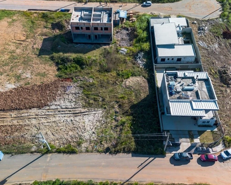 Terreno 450 m² à Venda — Vargem do Bom Jesus, Florianópolis