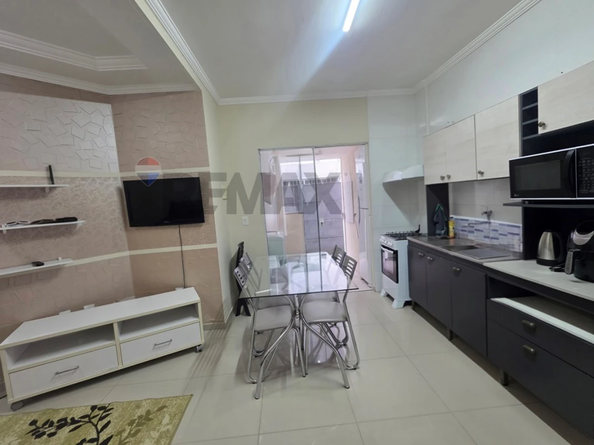 Apartamento 2 Dormitórios à Venda em Ingleses, Florianópolis