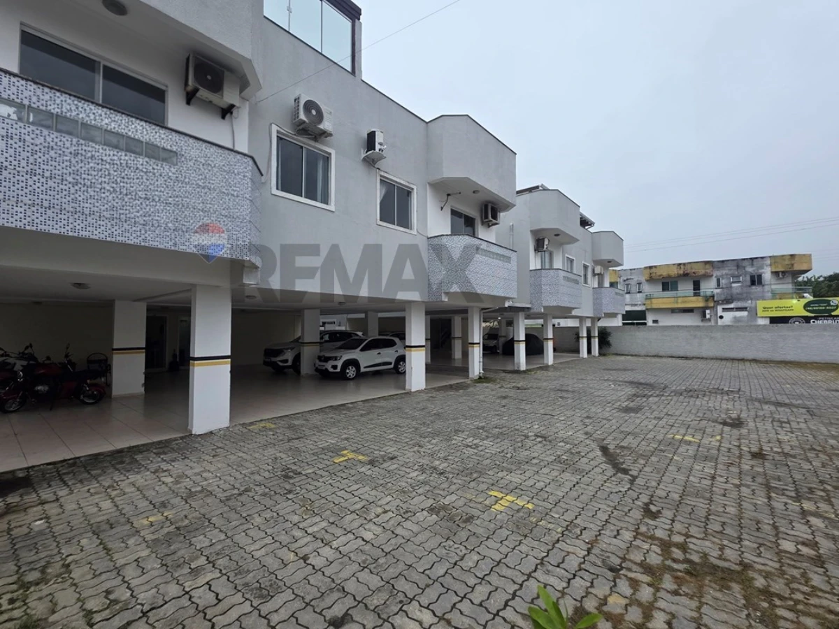 Apartamento 2 Dormitórios à Venda em Ingleses, Florianópolis
