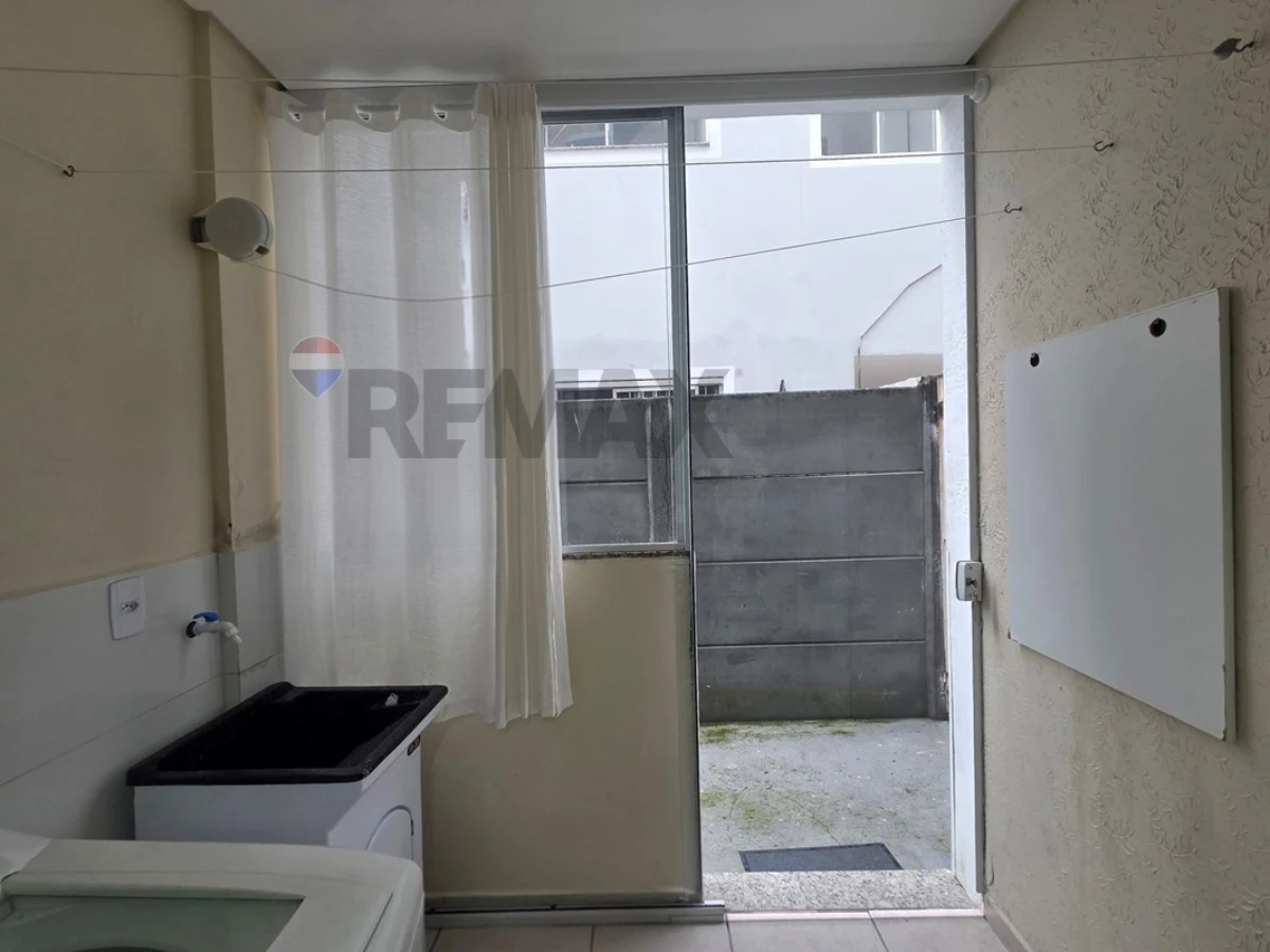 Apartamento 2 Dormitórios à Venda em Ingleses, Florianópolis