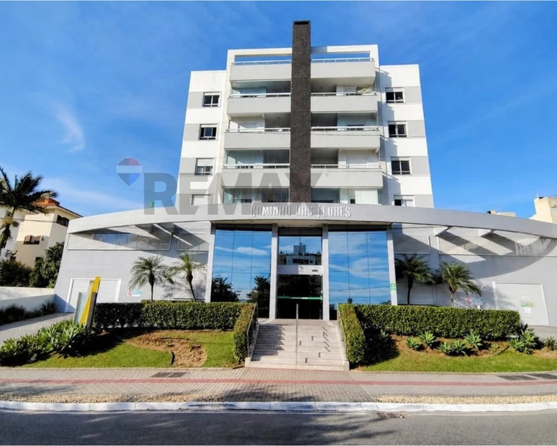 Apartamento 2 Dormitórios à Venda no Abraão, Florianópolis