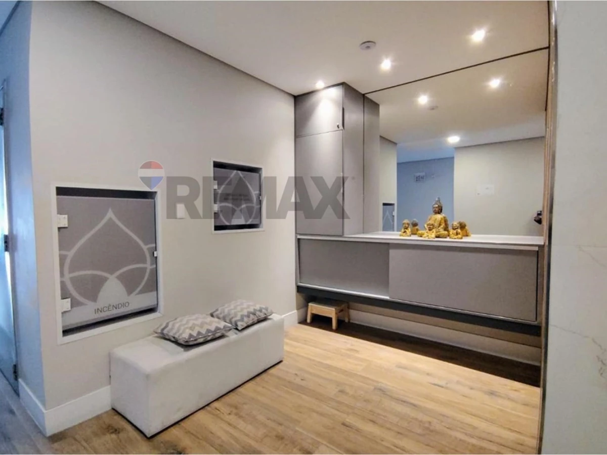 Apartamento 2 Dormitórios à Venda no Abraão, Florianópolis