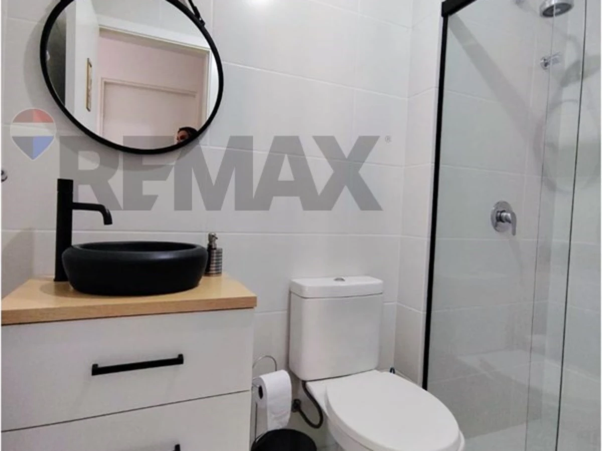 Apartamento 2 Dormitórios à Venda no Abraão, Florianópolis