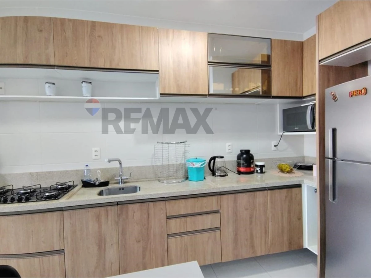 Apartamento 2 Dormitórios à Venda no Abraão, Florianópolis