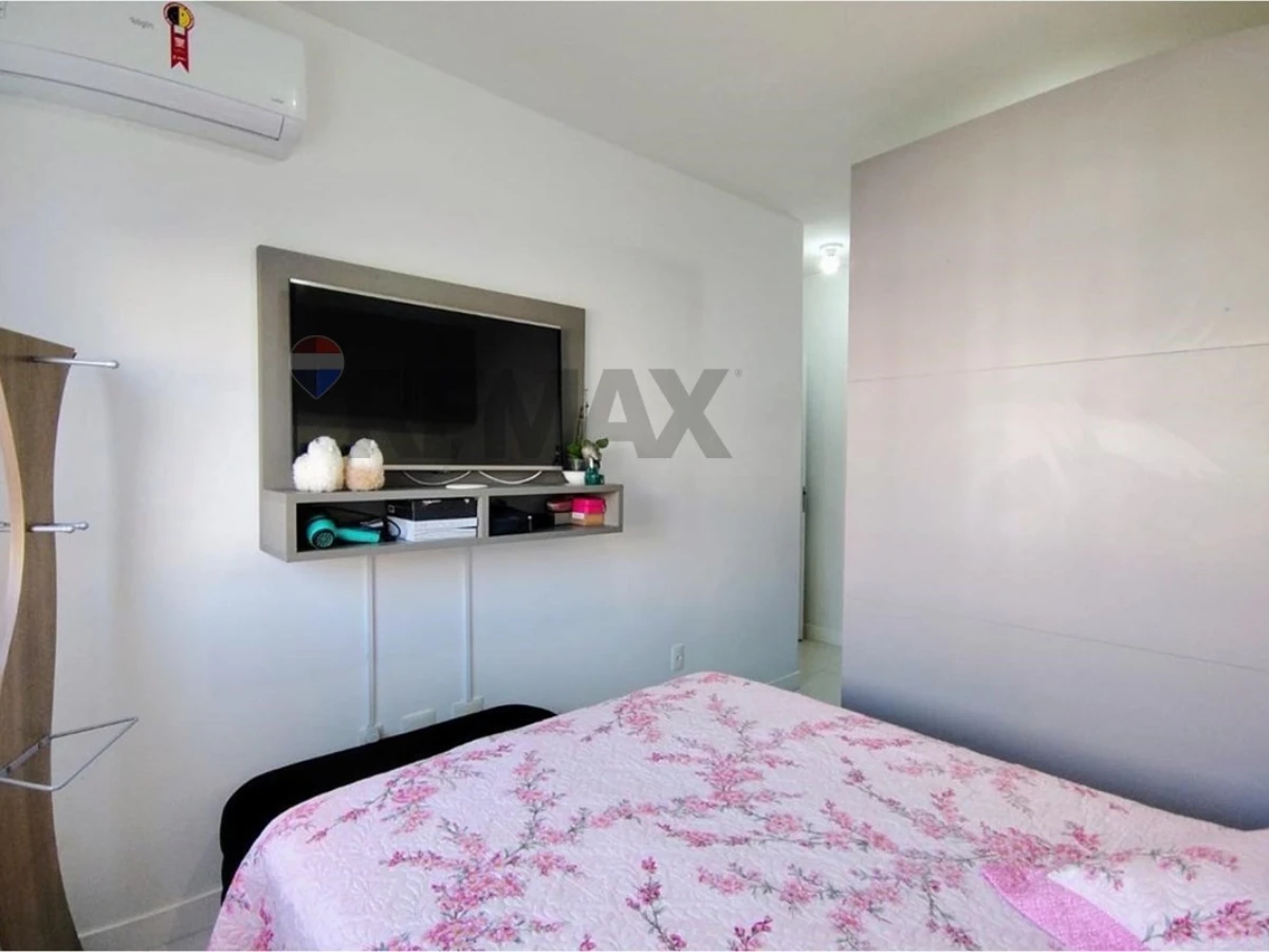 Apartamento 2 Dormitórios à Venda no Abraão, Florianópolis