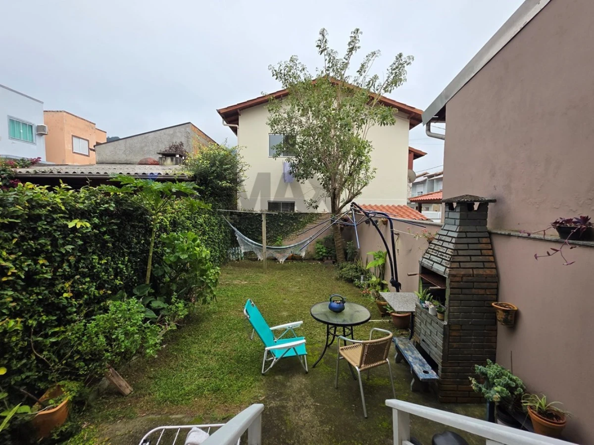 Sobrado 2 Suítes à Venda em Ingleses, Florianópolis — 97 m²