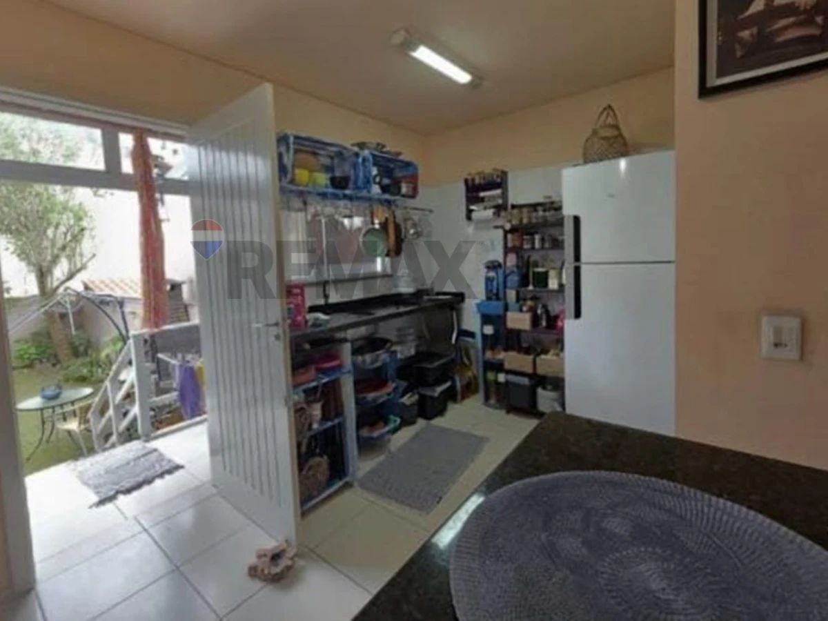 Sobrado 2 Suítes à Venda em Ingleses, Florianópolis — 97 m²