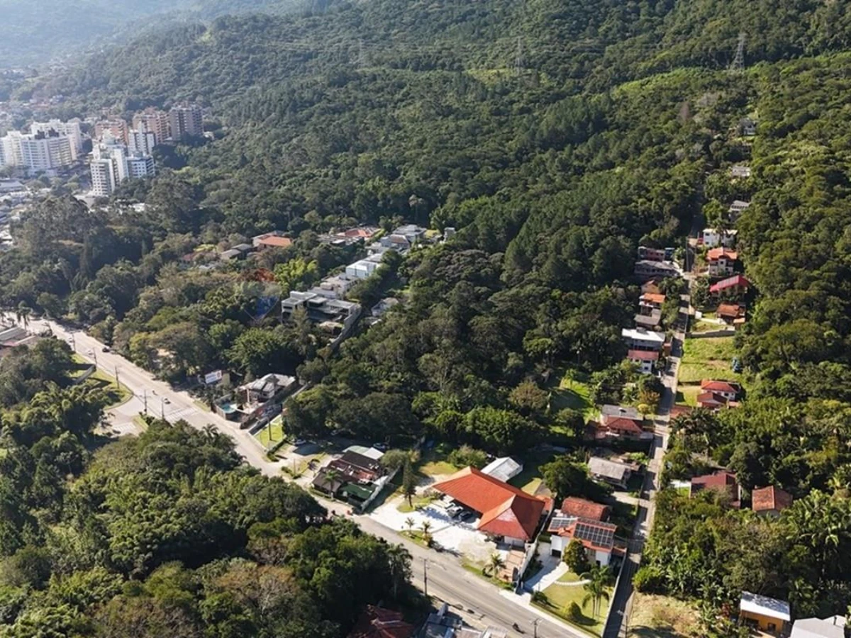 Terreno 38.000 m² à venda — Itacorubi, Florianópolis (SC)