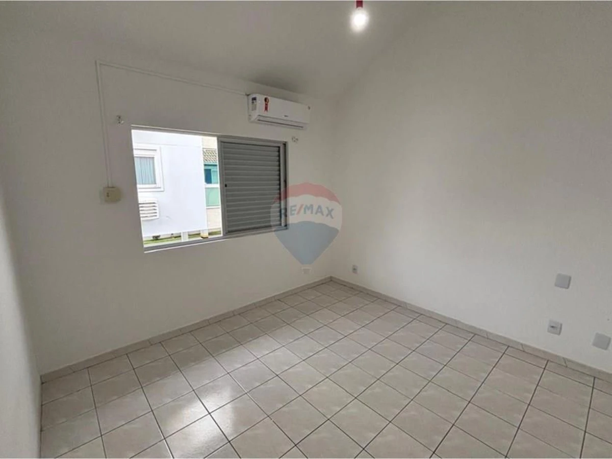 Apartamento 2 Quartos à Venda em Ingleses, Florianópolis — 61,5 m²